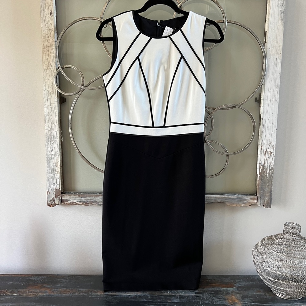 NWT WHBM Piped Sheath  Sz XS.